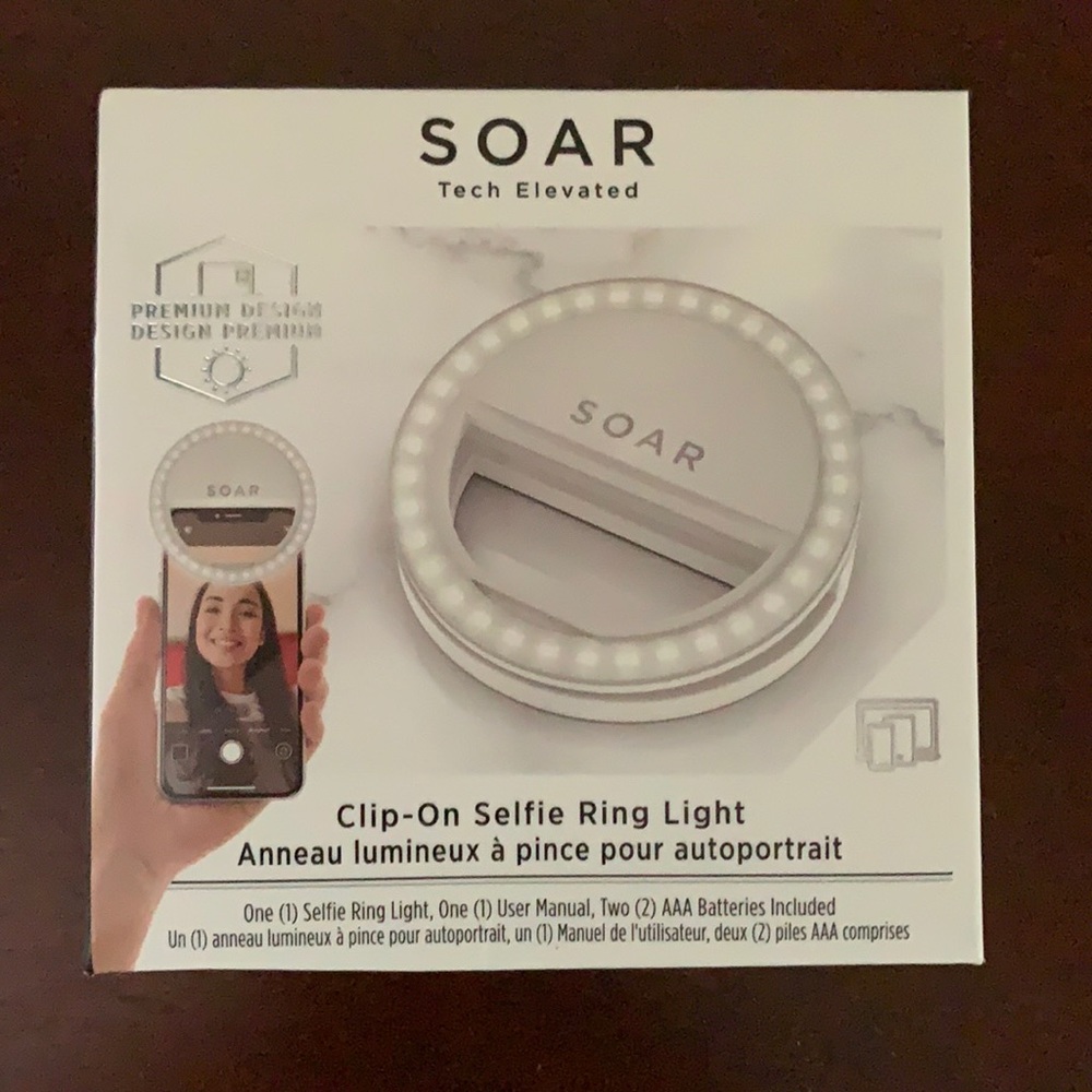 🔅NIB Soar Clip-On Selfie Ring Light🔅